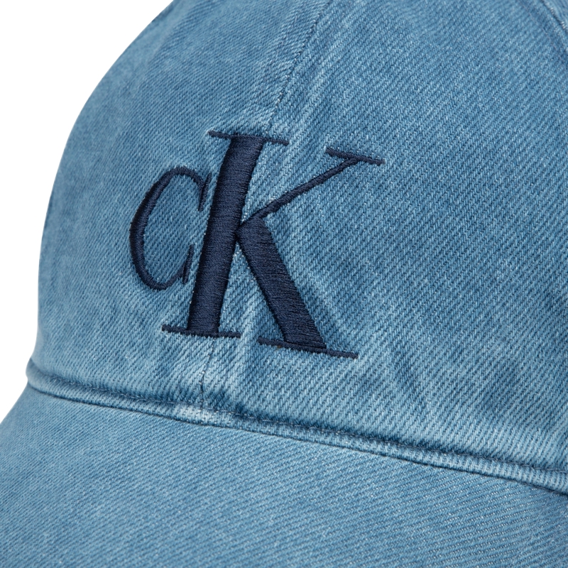 CALVIN KLEIN