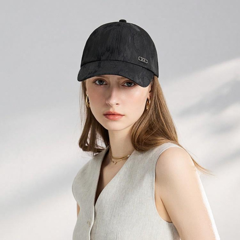 ELLE