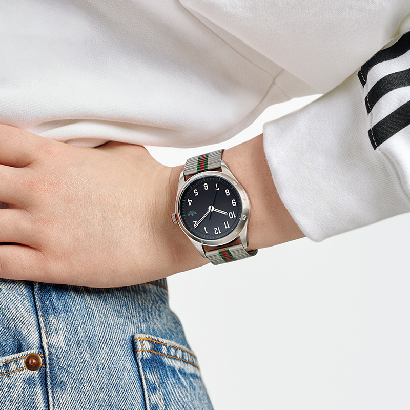 adidas originals 42mm 50 AOSY235322I