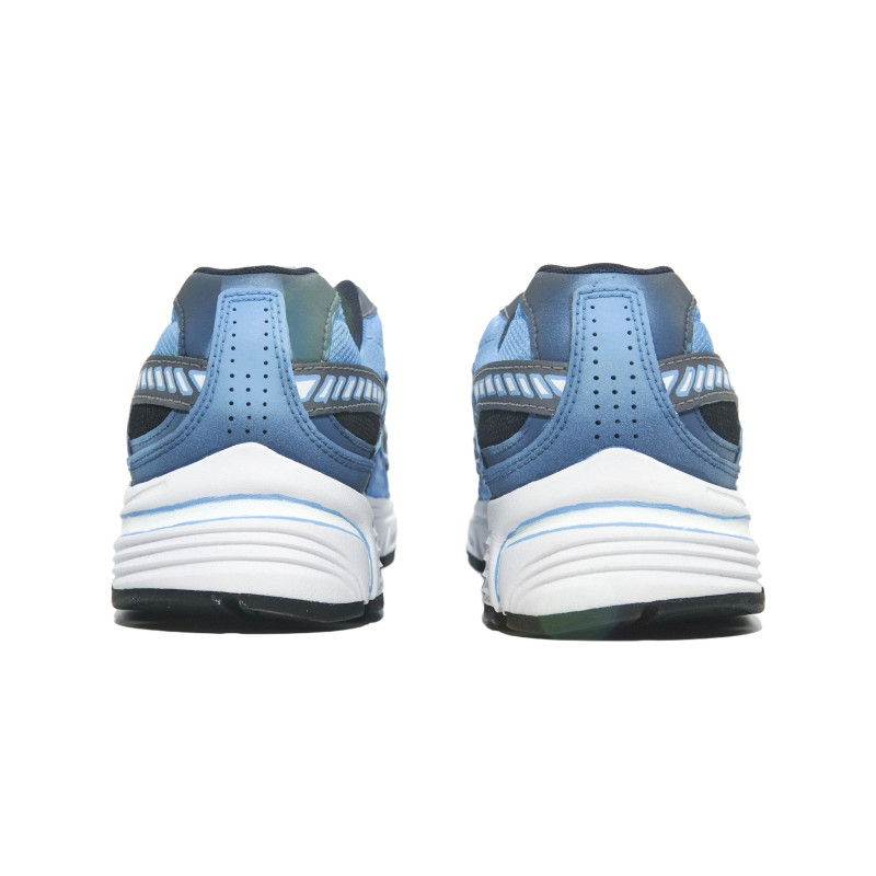 Nike Initiator
