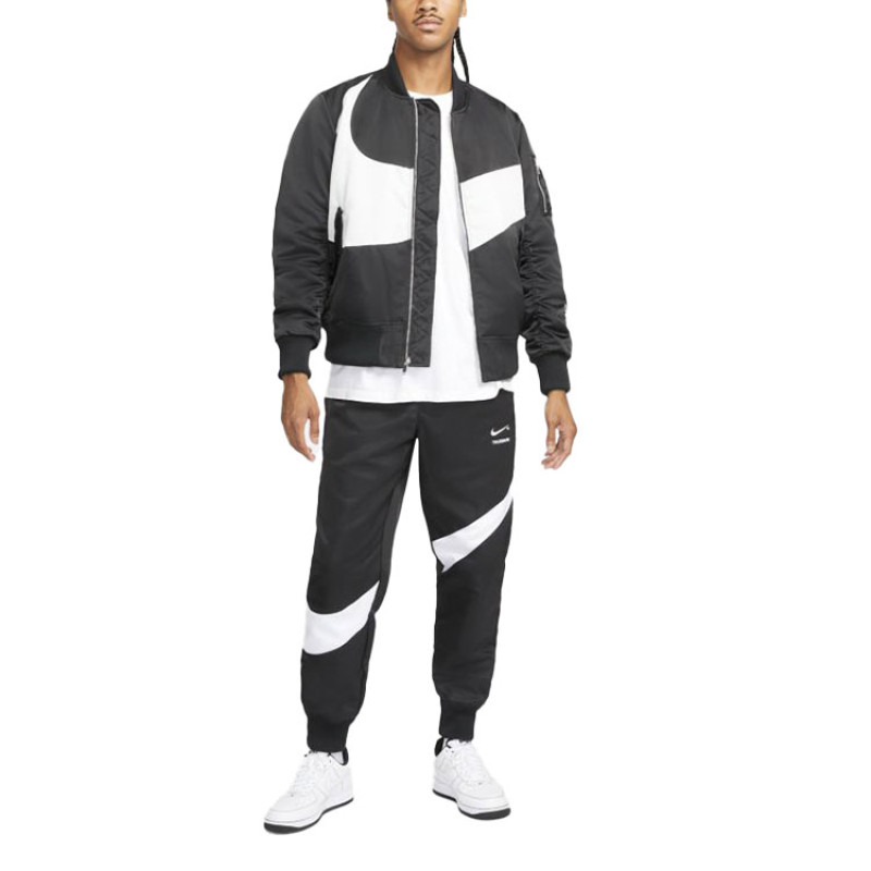 Nike Sportswear Swoosh Therma-FIT Logo