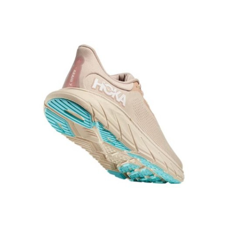 HOKA ONE ONE
