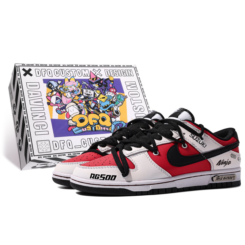 Nike Dunk Low SUZUKI