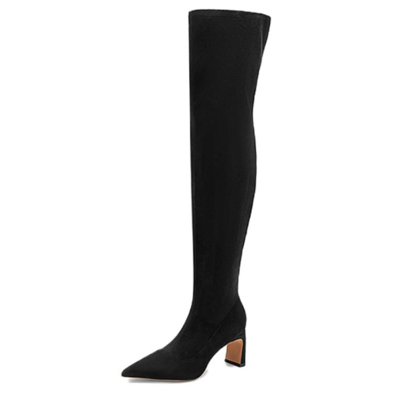 NINE WEST
