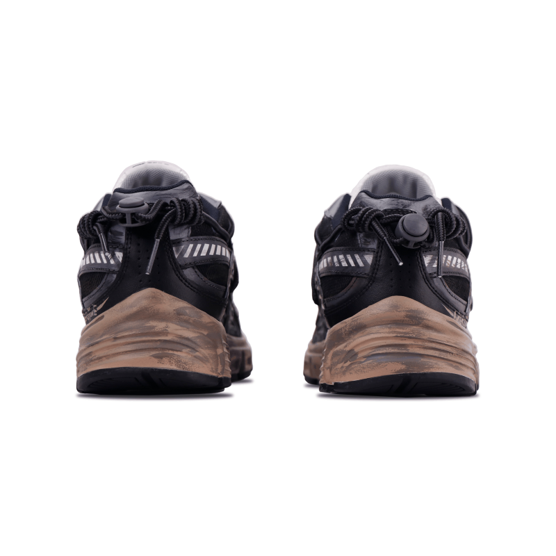 Nike Initiator