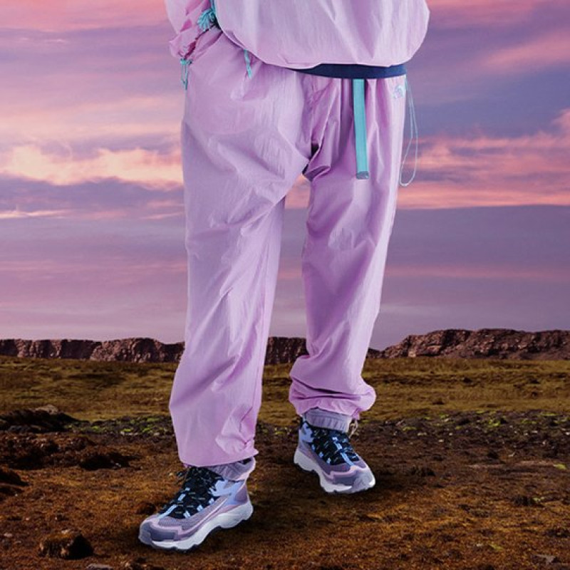 CLOT THE NORTH FACE Vectiv Taraval
