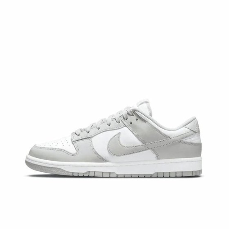 Nike Dunk Retro 