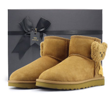 UGG CLASSIC MINI