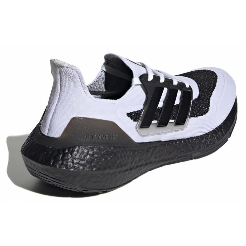 adidas Ultraboost 21 Oreo