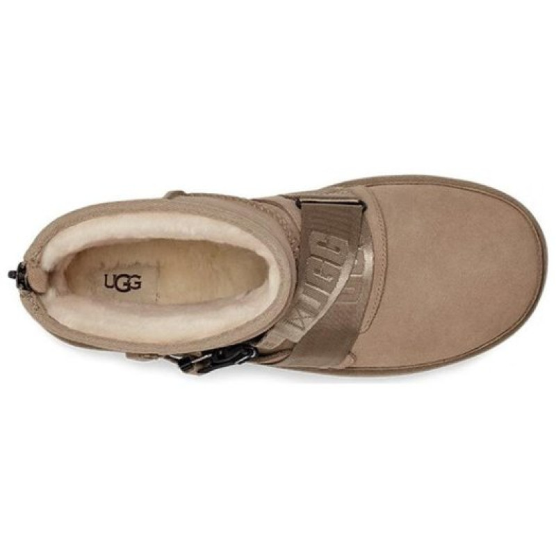 UGG