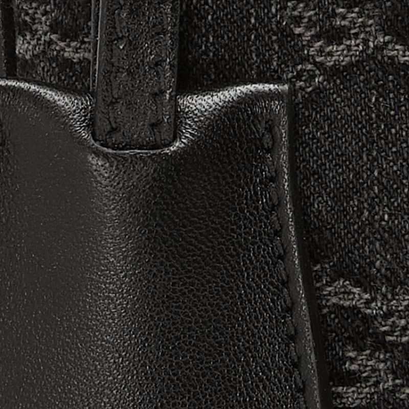 GUCCI Horsebit Slim G