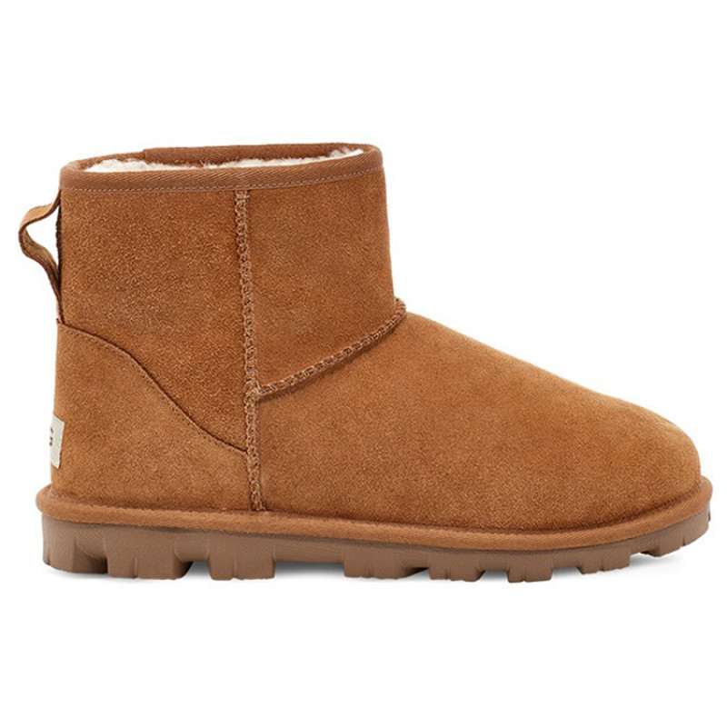 UGG Essential