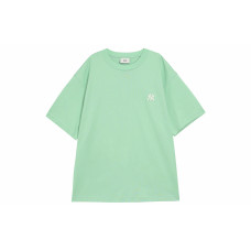 MLB T
