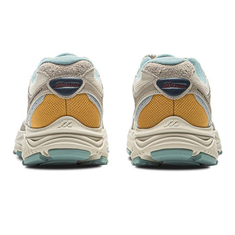 Mizuno Racer S