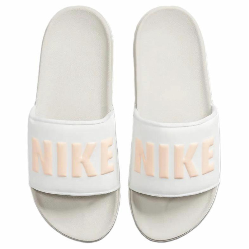 Nike Offcourt