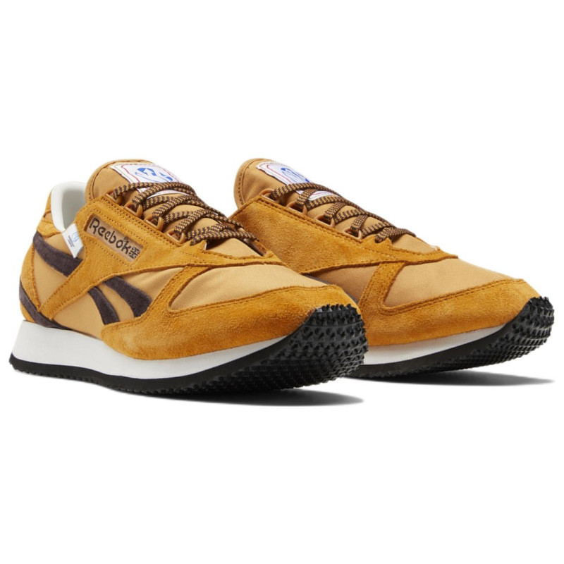 Reebok Victory