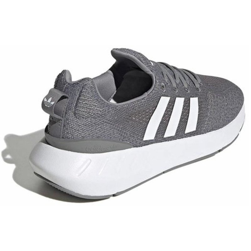 adidas originals Swift Run 22
