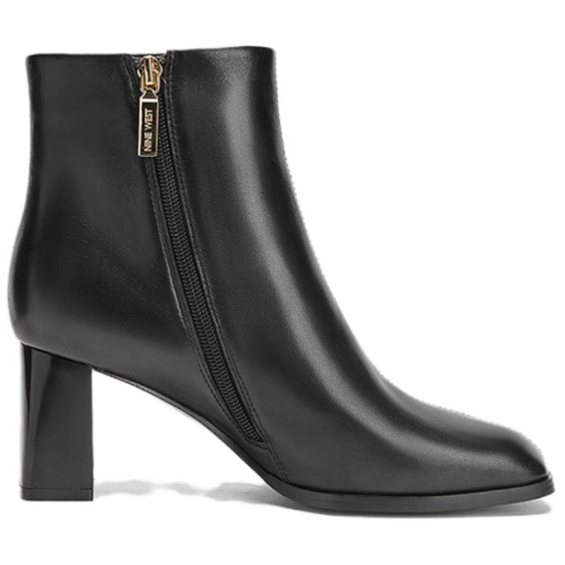 NINE WEST
