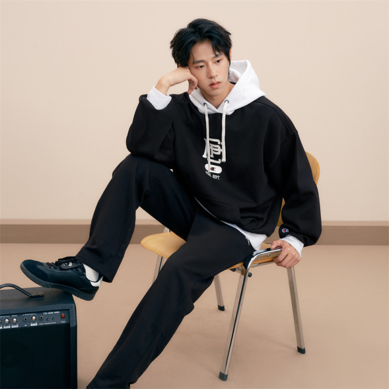 Champion FW24 field of play C-Logo