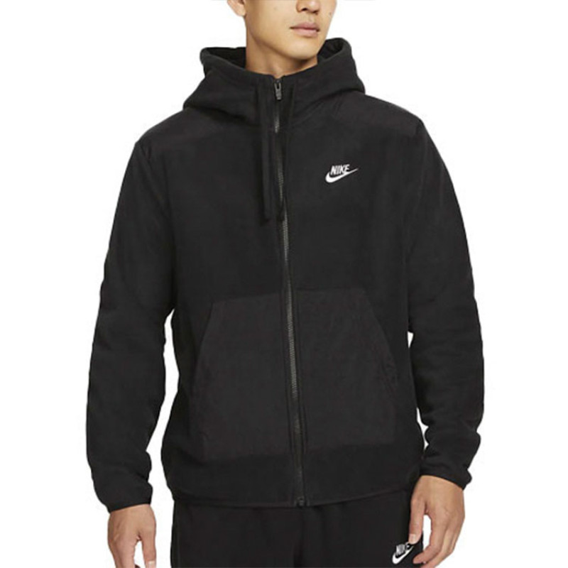 Nike Sportswear Style Essentials+ Logo