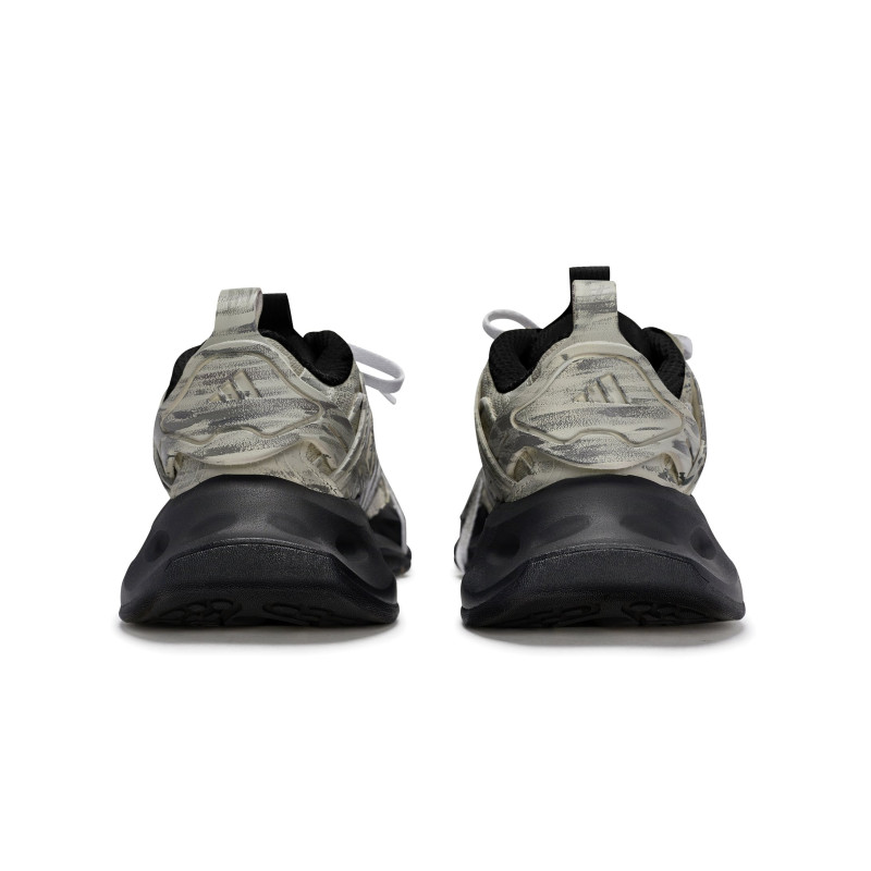 adidas XLG RUNNER DELUXE 811