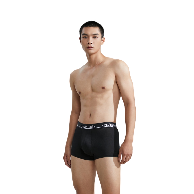 CKCalvin Klein 3