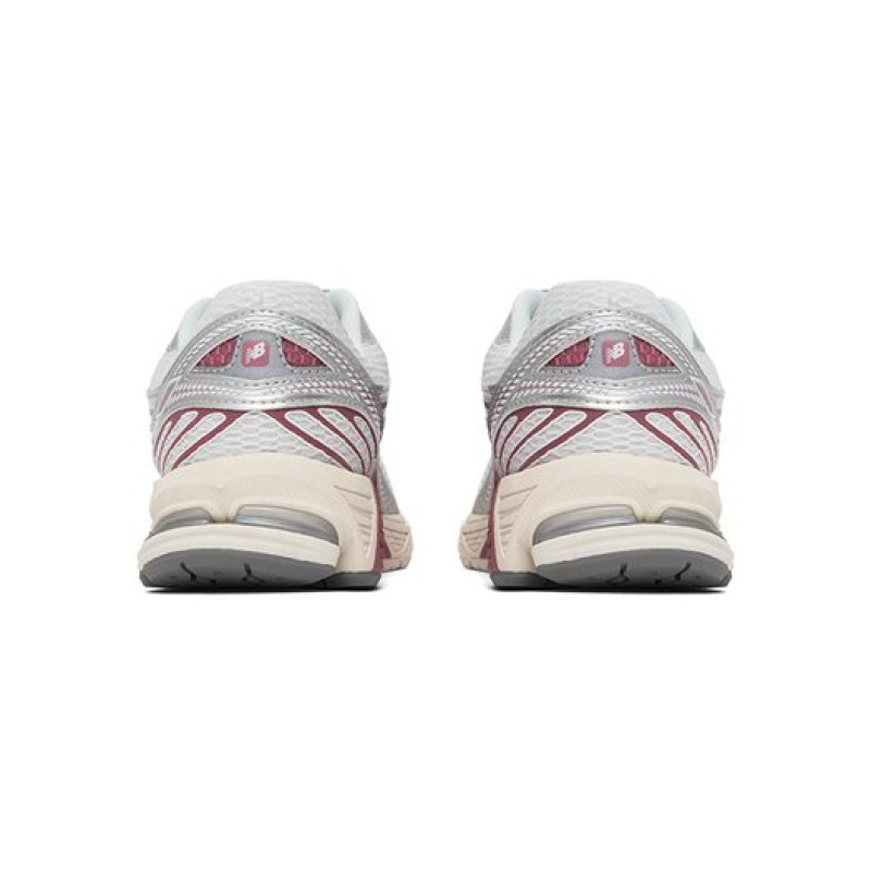 New Balance NB 860 v2 