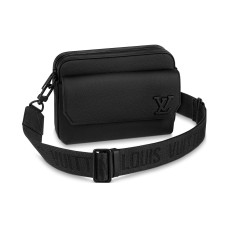 LOUIS VUITTON Fastline Messenger