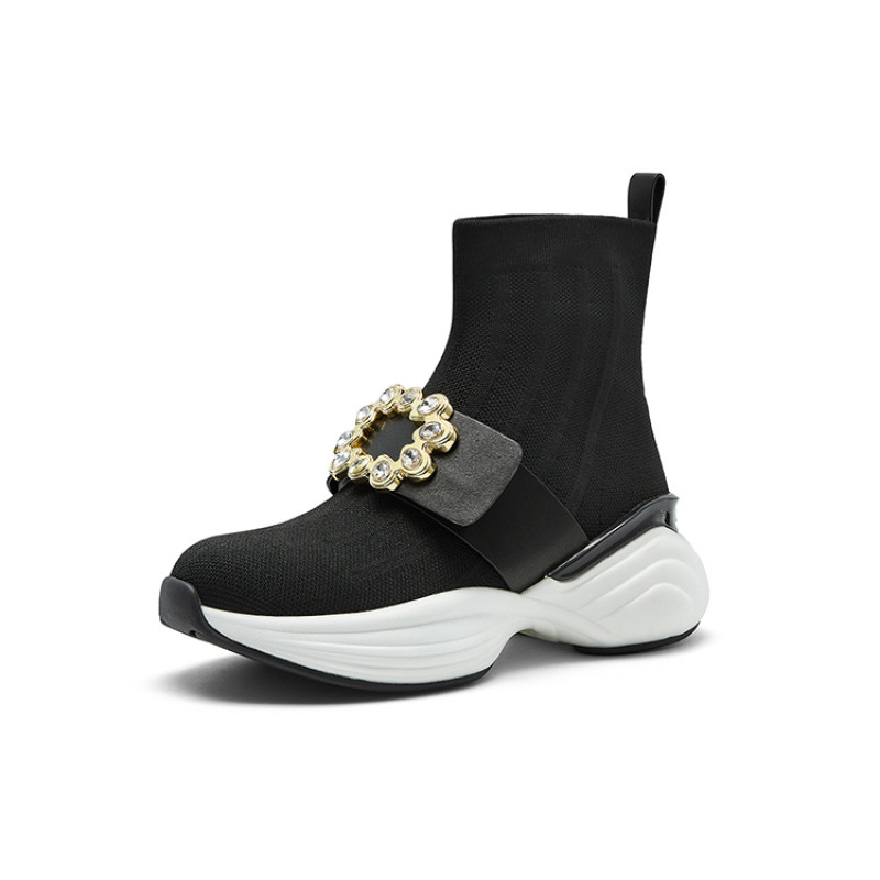 NINE WEST