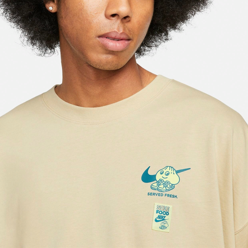 Nike Sportswear T