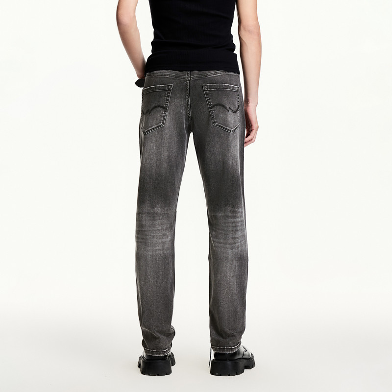 JACK JONES