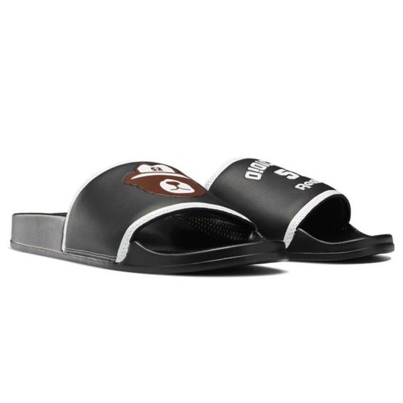 OIOI x Reebok classic slide