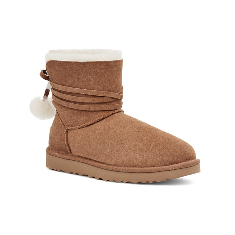 UGG Mini Bailey Bow Pom