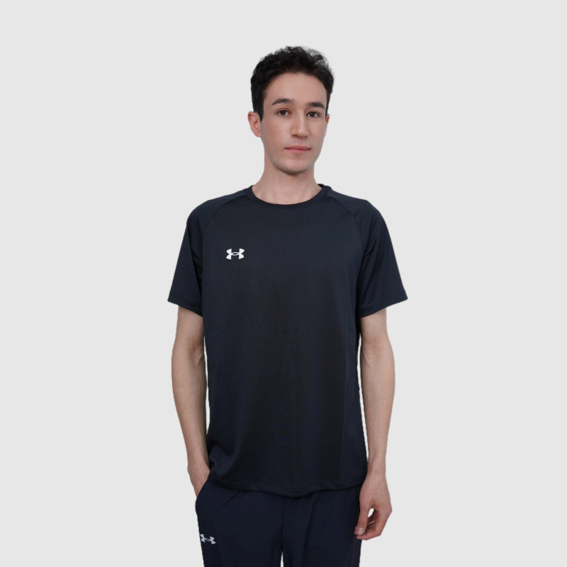 Under Armour T