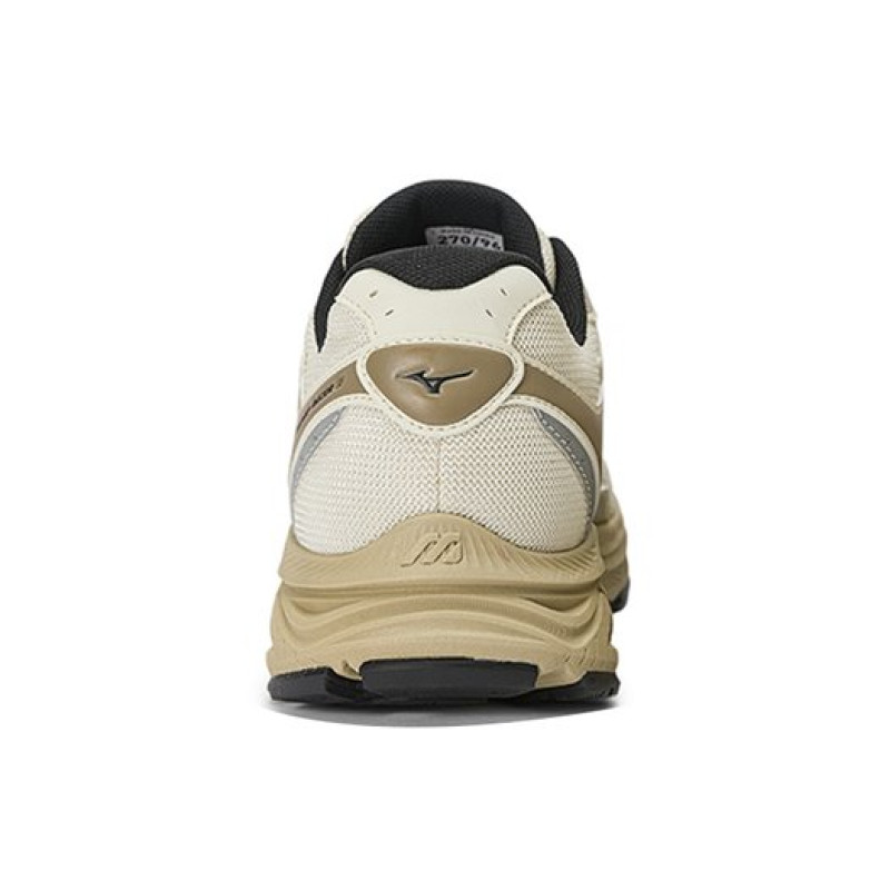 Mizuno Racer S