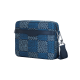 LOUIS VUITTON Trio Messenger