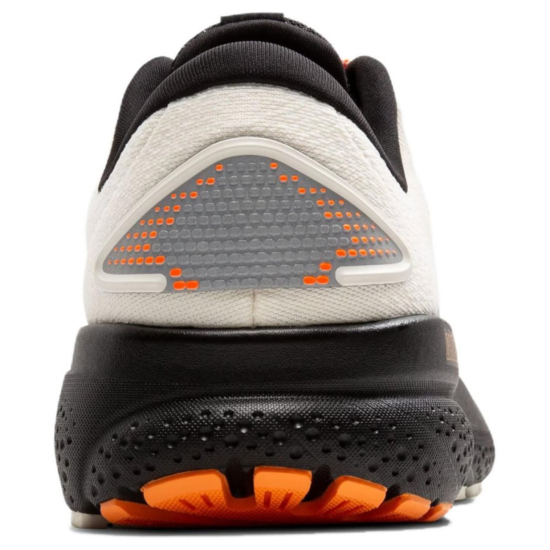 Brooks Ghost16