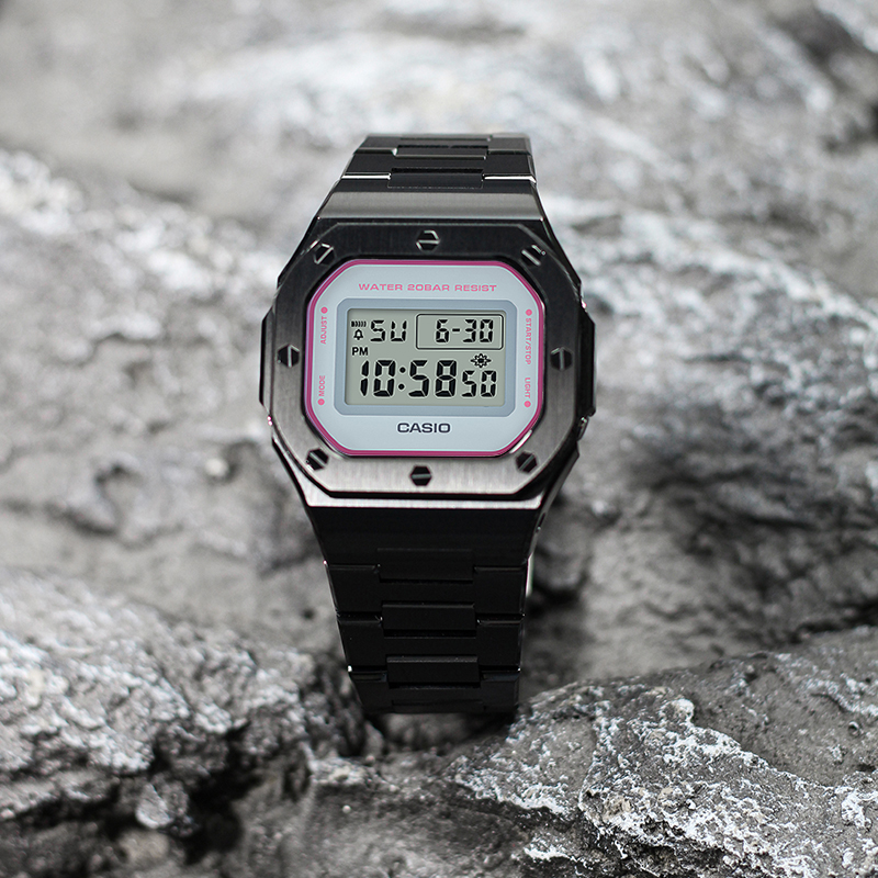CASIO DW-5600SC-4
