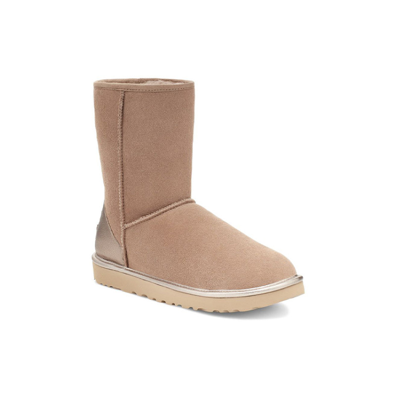 UGG CLASSIC SHORT