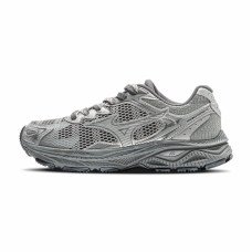 Mizuno Racer S
