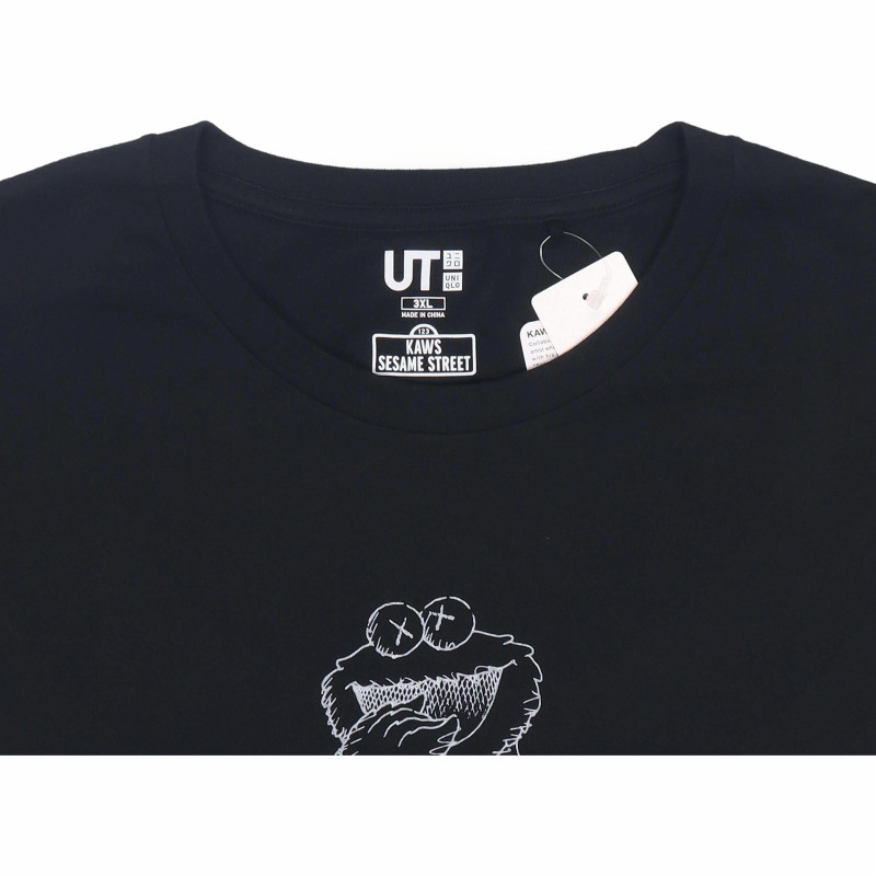 UNIQLO x SESAME STREET x KAWS T