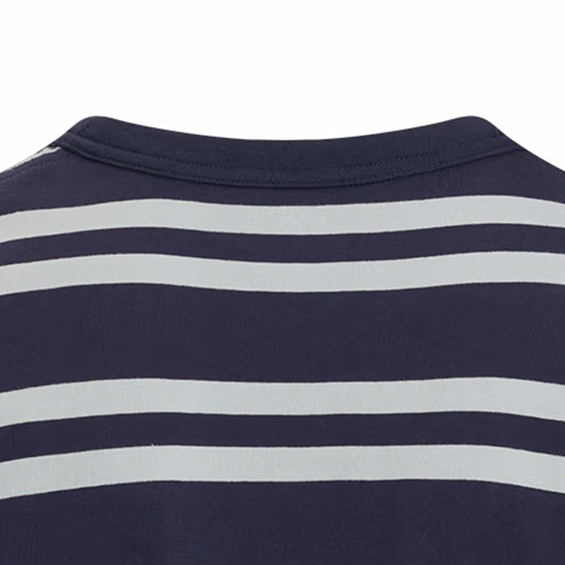 Under Armour Sports Club T