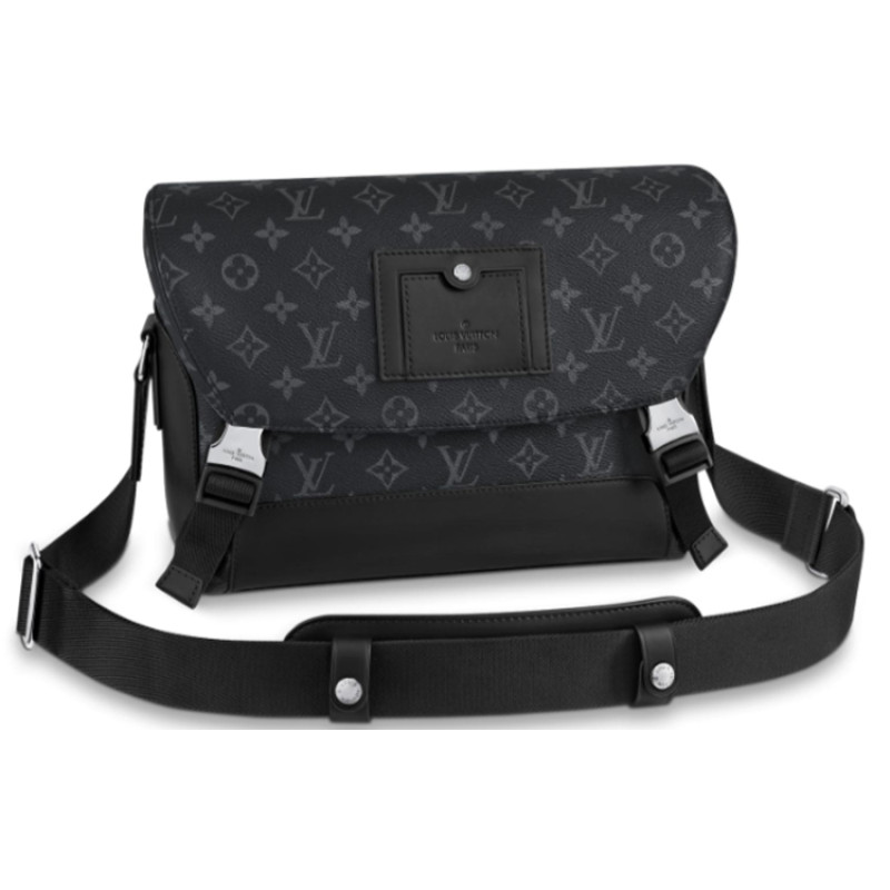 LOUIS VUITTON Voyager