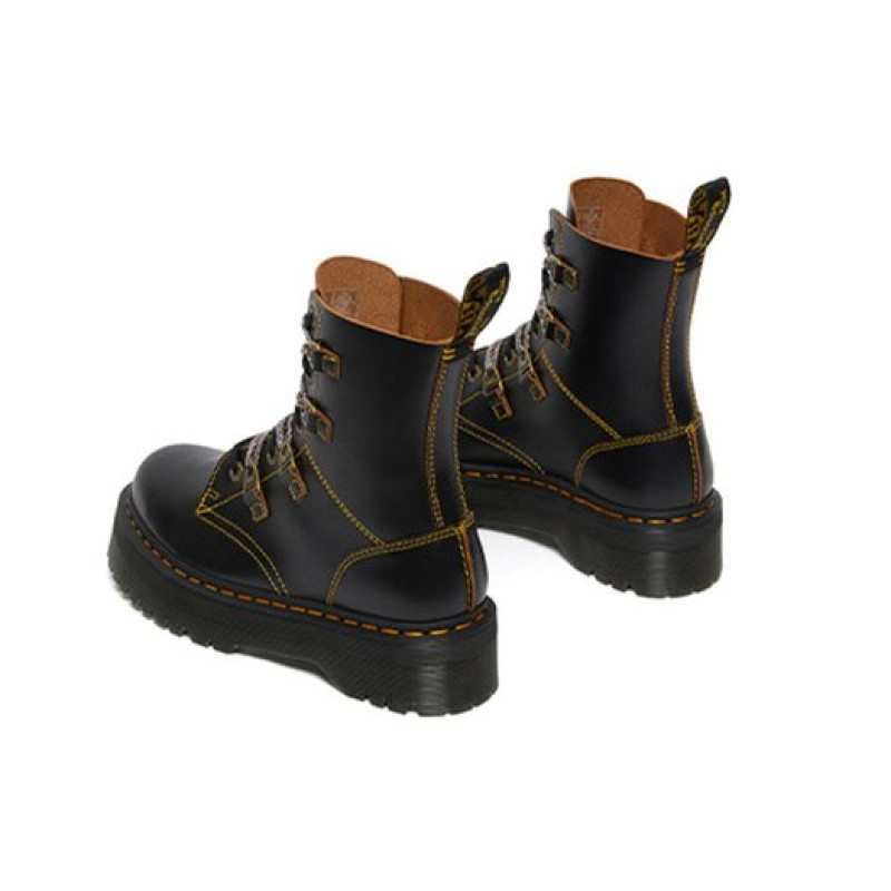 Dr.Martens Collier 9