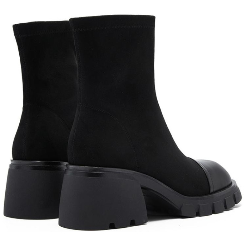 NINE WEST
