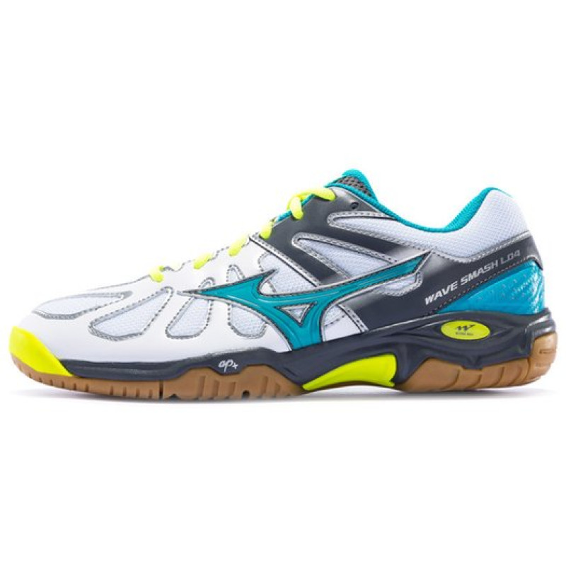 Mizuno Smash L04