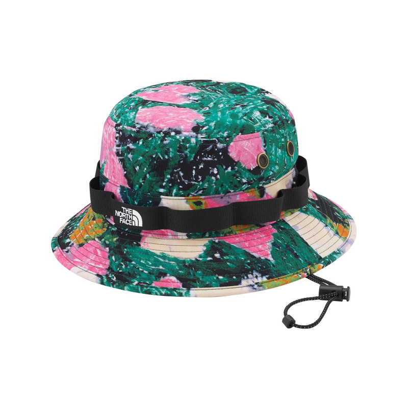 Supreme SupremeThe North Face Trekking Crusher