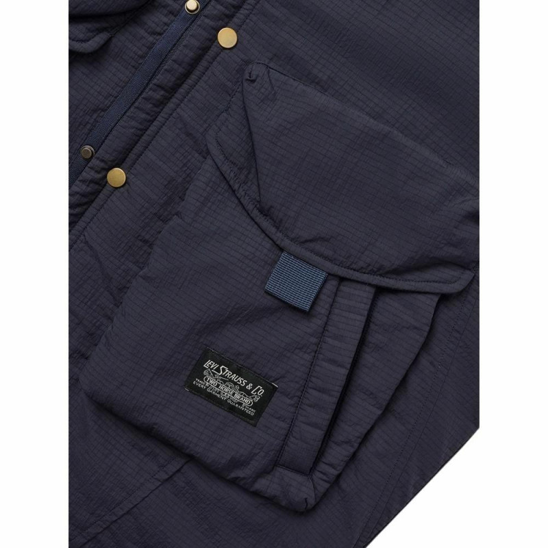 levis