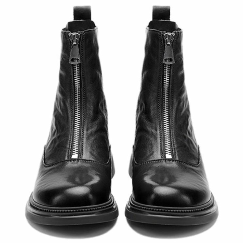 NINE WEST