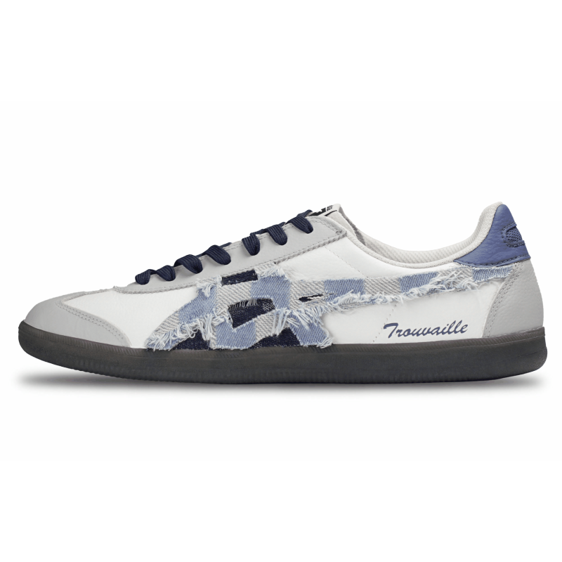 Onitsuka Tiger Tokuten